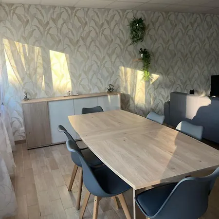 Holiday home Le Feuillu *