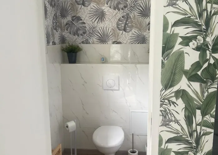 Le Feuillu Bogny-sur-meuse Hébergement de vacances *